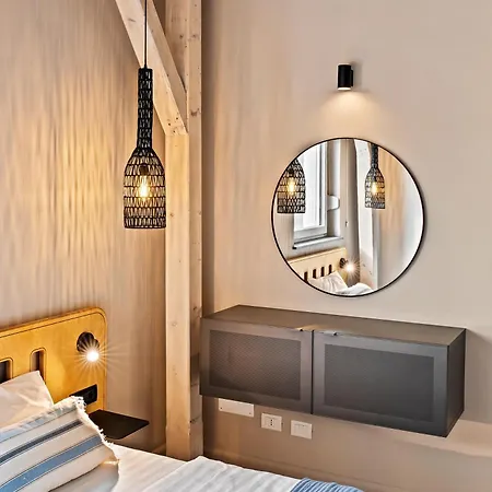 Ultra - Unirii & Old Town Apartment *