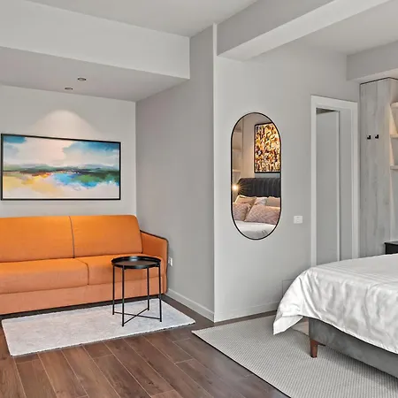 Ultra - Unirii & Old Town Apartment