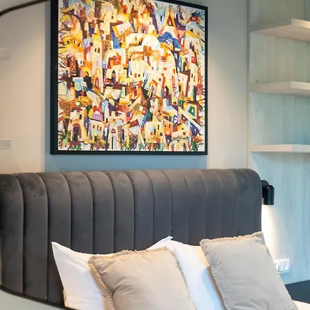 Ultra - Unirii & Old Town Bukareszt