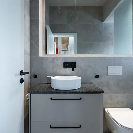 Ultra - Unirii & Old Town