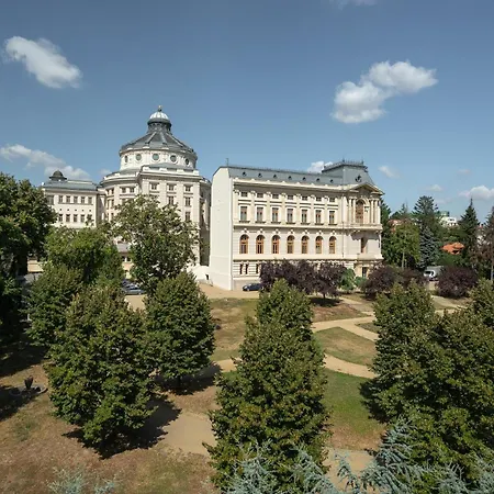 Ultra - Unirii & Old Town Bucarest