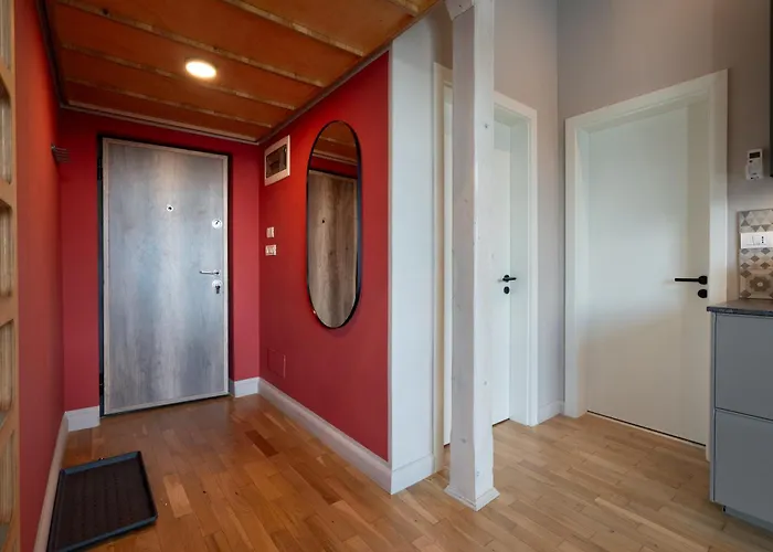 Ultra - Unirii & Old Town Apartman *