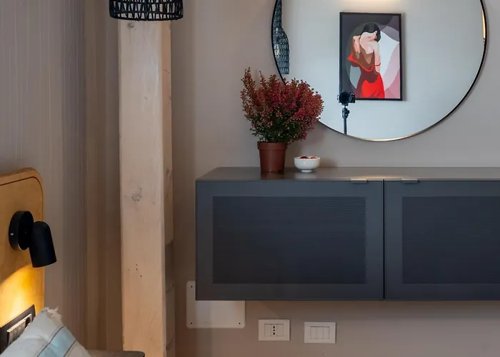 Ultra - Unirii & Old Town * Bukurešť