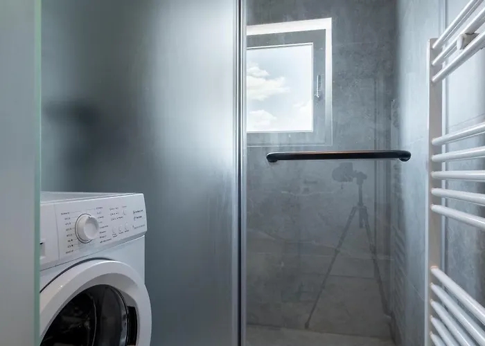 Ultra - Unirii & Old Town