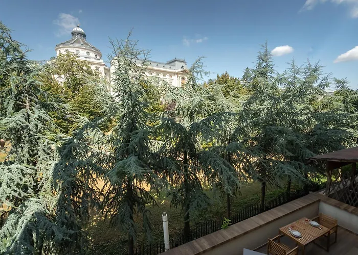 Ultra - Unirii & Old Town